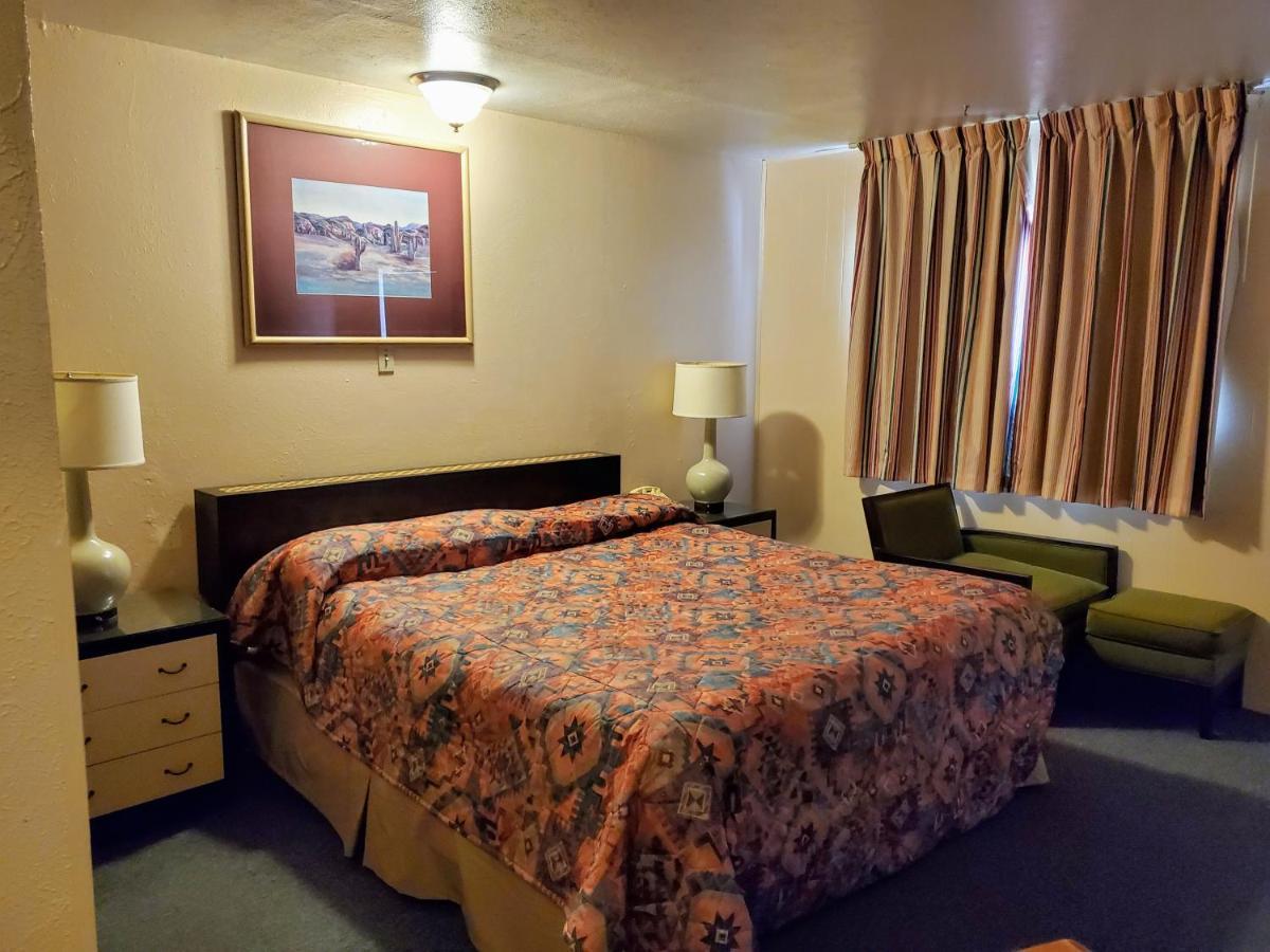 Sands Motel Grants Exteriör bild
